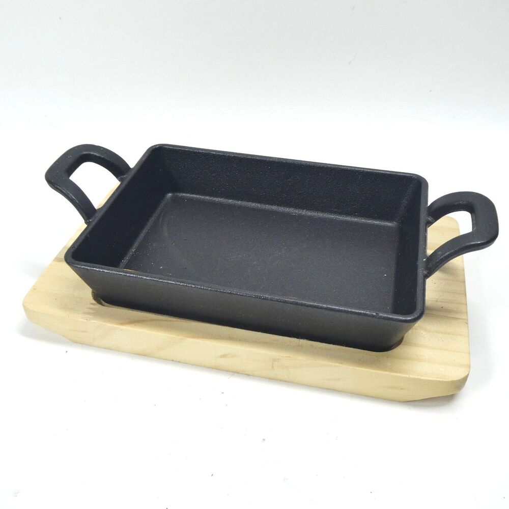 Kuchenprofi Small Serving Pan Cast Iron w/Wooden Stand